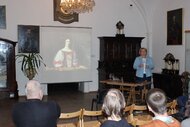 Prednáška pracovníčky historického ústavu sav phdr. tünde lengyelová, csc. s názvom „život na šľachtickom dvore“ - IMG_8338