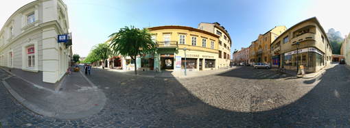 Vstup na hrad - Pohľad 1
