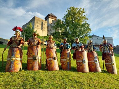 Rimania na Trenčianskom hrade  - LEGIO BESTIA