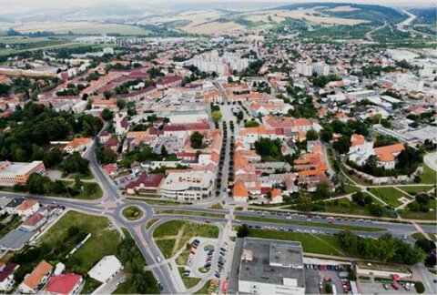 Pohľady na Nové Mesto nad Váhom Pohľady na Nové Mesto nad Váhom