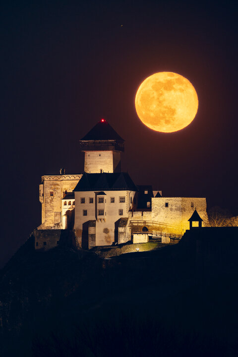 Návštevníci Trenčianskeho hradu budú môcť vyhrať noc v Matúšovej veži