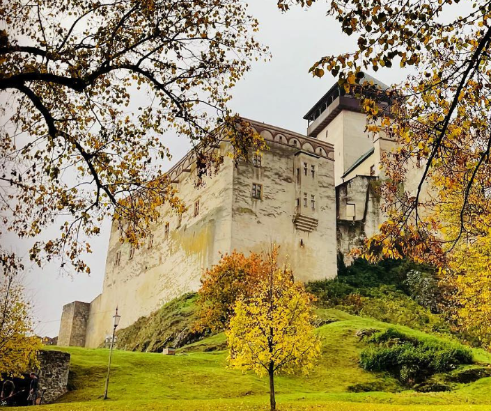 Aktuálne otváracie hodiny Trenčianskeho hradu 