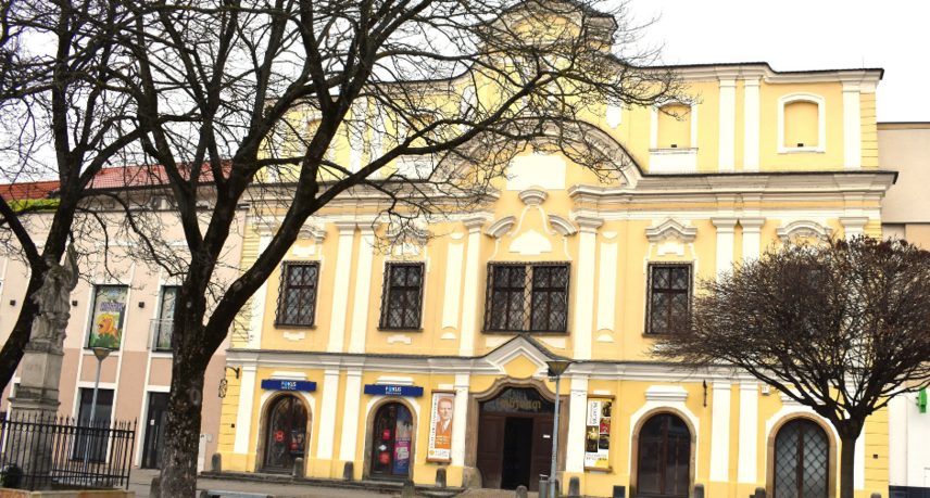 OZNAM: o skrátených otváracích hodinách Podjavorinského múzea dňa 27.11.2024 a 29.11.2024