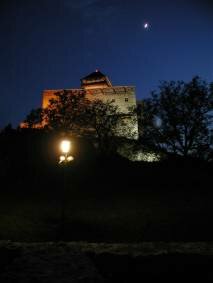 Nočná prehliadka Trenčianskeho hradu