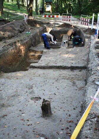 Archeologický výskum v čerešňovom sade - DSC_0588_u