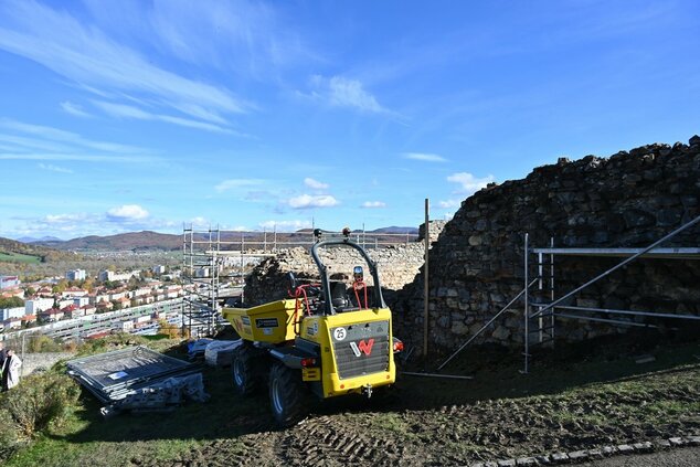 TSK_Kavalier_6 Kavalier trenčianskeho hradu sa z ruiny premení na opäť funkčný objekt - TSK_Kavalier_6