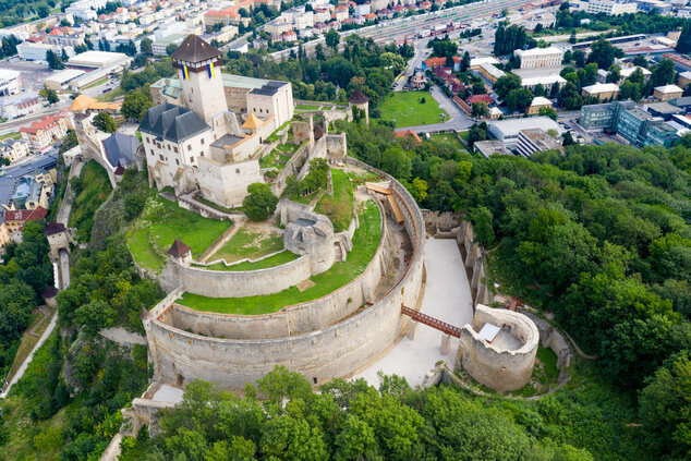 Ocenenie pre južné opevnenie z výstavy  "má vlast - cestami proměn" - Tn hrad Dron