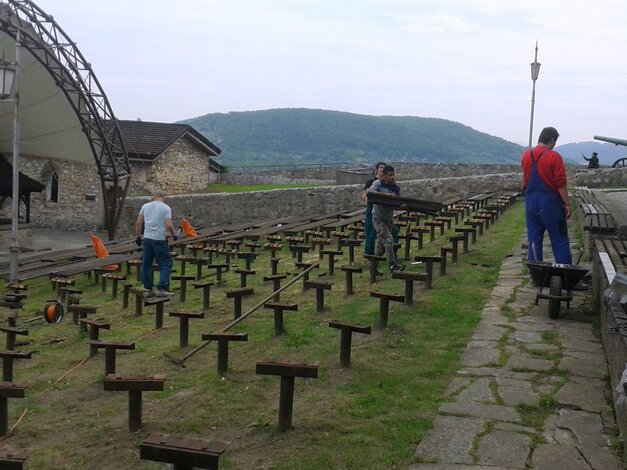 Trenčiansky hrad ožíva pracovným ruchom - 20170515_102825