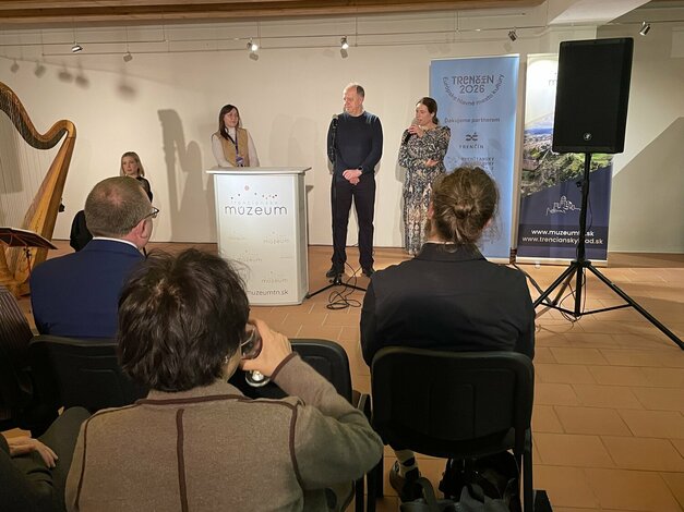 Trenčín 2026: vernisáž výstav súčasného umenia - IMG_5549