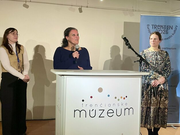 Trenčín 2026: vernisáž výstav súčasného umenia - IMG_5607