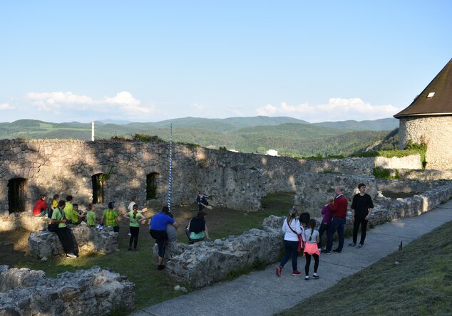 Noc múzeí a galérií 2019 - Noc múzeí a galérií 2019 Trenčiansky hrad1