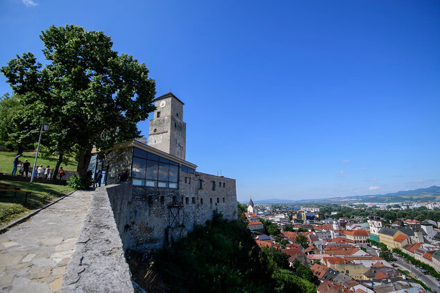 Skleníku na trenčianskom hrade definitívne odzvonilo, koncom roka bude už minulosťou - TN_hrad_sklenik_rekonstrukcia__3_