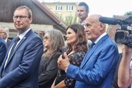 Krajskí poslanci sa stretli v uhrovci pri príležitosti 100. výročia narodenia a. dubčeka - DSC_0890-01