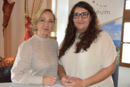Výstava moháč a jeho odkaz na trenčianskom hrade - Mgr. Kristína Danková, jedna z kurátoriek výstavy a Katarína Špačková, oddelenie marketingu a komunikácie Trenčianskeho múzea v Trenčíne (sprava)