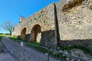 Trenčiansky hrad sa pripravuje na rok 2026, začala sa obnova parkanového múru